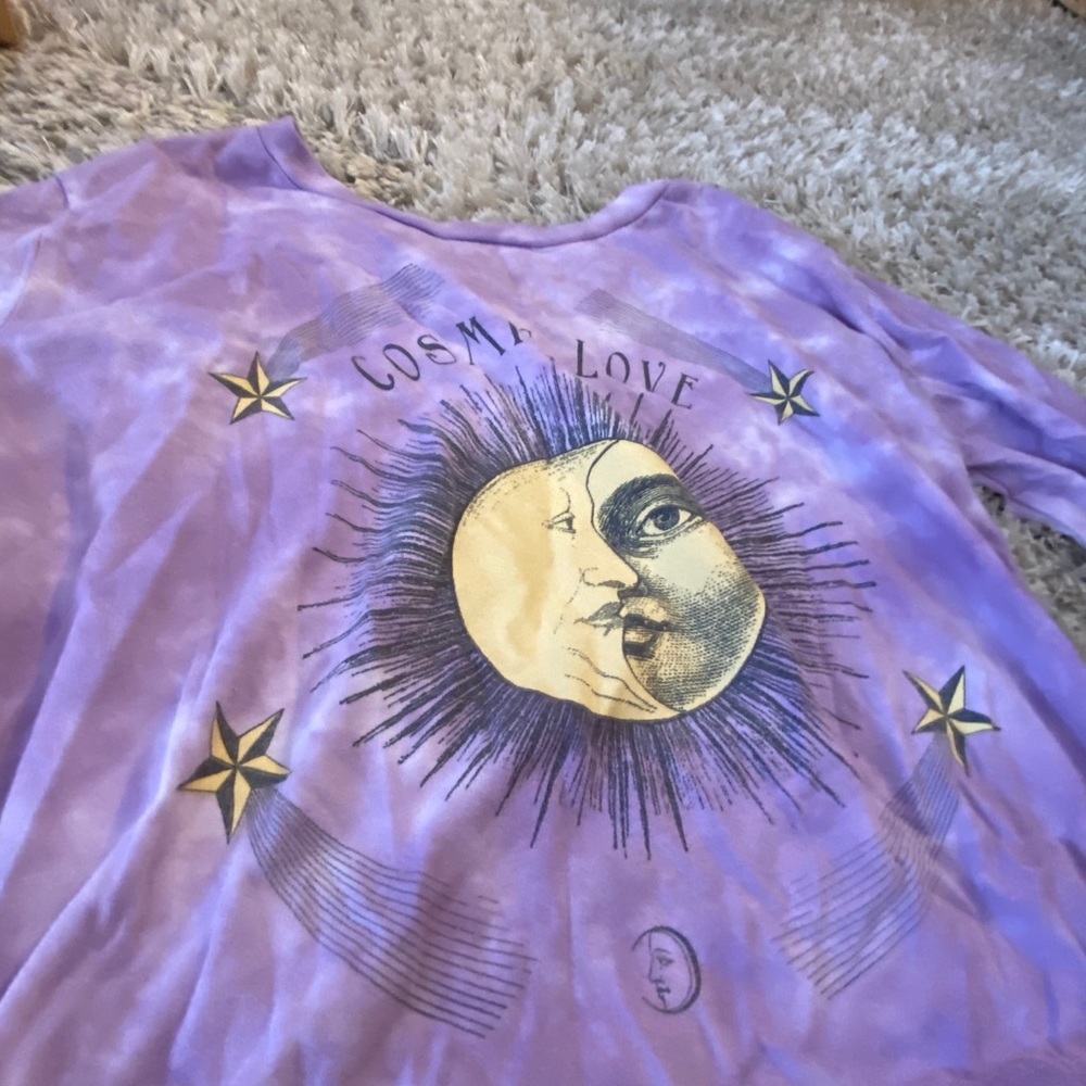 Cosmic crop top - Picture 2 of 3